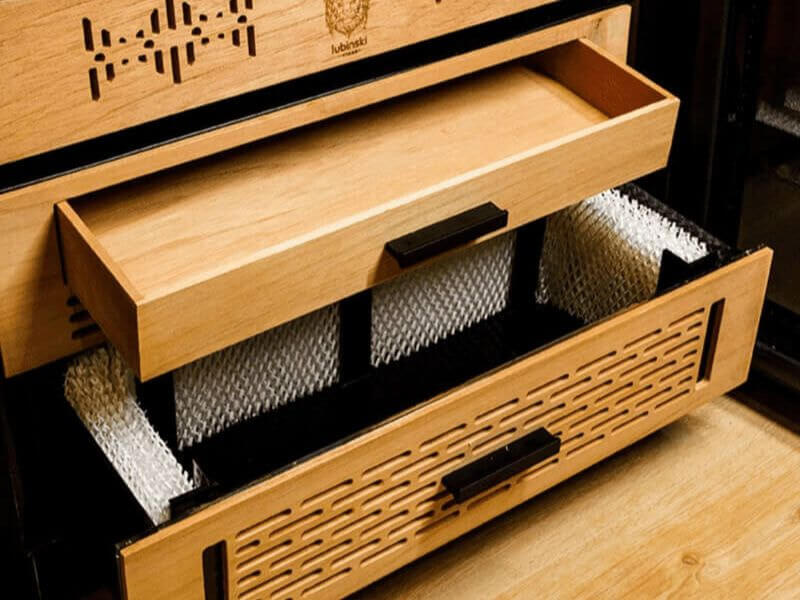 Tủ bảo quản xì gà Lubinski có thiết kế sang trọng và đẹp mắt